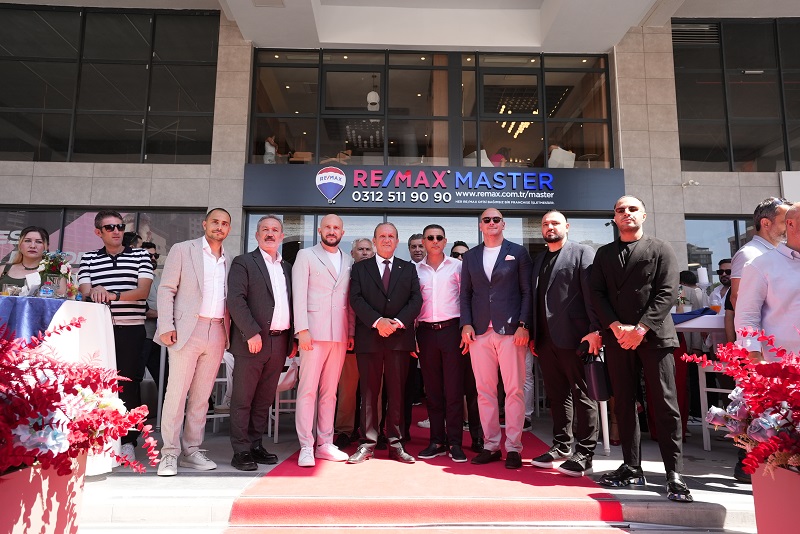 RE/MAX Master, Yeni Evinde!