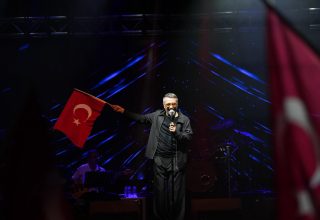 PENDİK’TE RESUL DİNDAR ŞOV…