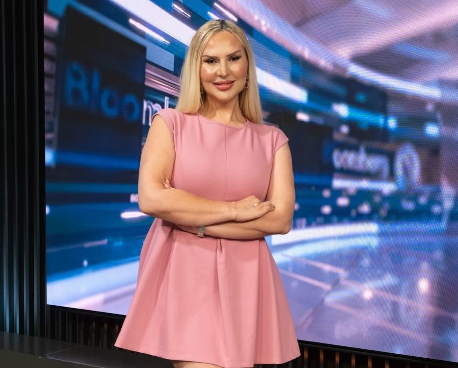 ARZU ÖZTÜRK İLE “EĞİTİM YOLCULUĞU” BEYAZ TV’DE BAŞLADI