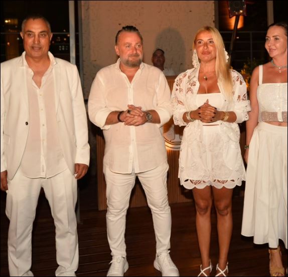 ‘White Night’ parti