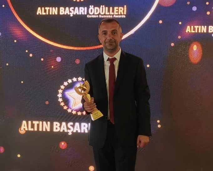 ANKA WINGS CEO’SU SELÇUK GÜLTEKİN, “YILIN GİRİŞİMCİSİ” ÖDÜLÜNÜ ALDI