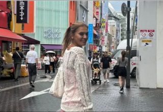 Demet Akalın Güney Kore’de şaşkına döndü: “Türkiye’nin gözünü seveyim”