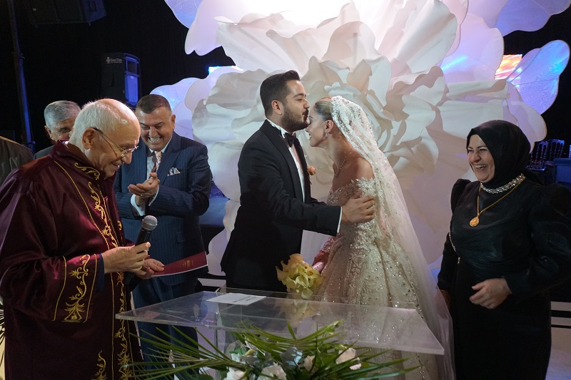 Mutluluğa Atılan İlk  Adım!