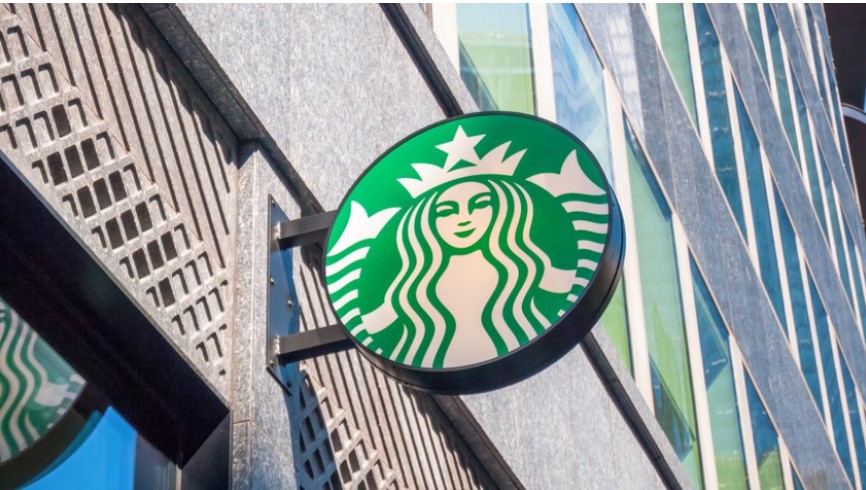Starbucks, Kuzey Amerika’daki düşük performanslı mağazalarını kapattı