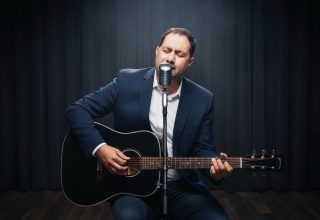 CÜNEYT İLHAN’DAN YENİ ALBÜM: “KENDİMCE”