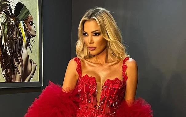 “Nereden Sevdim O Zalimi”: Petek Dinçöz